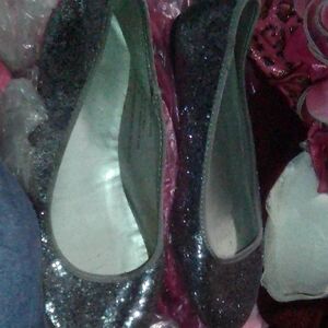 Cherokee Glittery Black Girls Flats Size 4